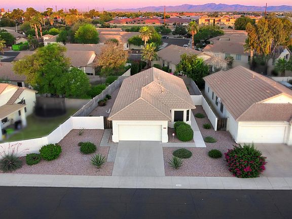 3rd image of 8814 N 66th Ave