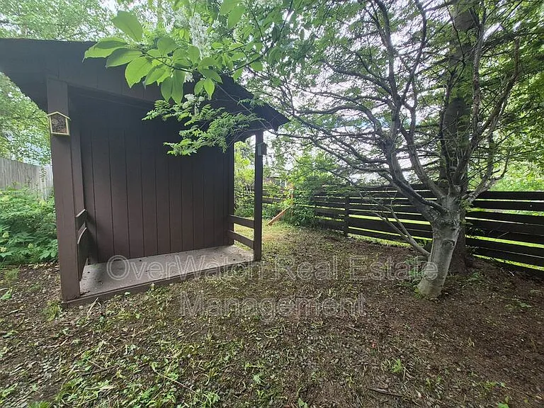 12250 Mary Ave — Photo 17
