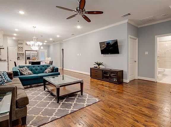 4th image of 719 Jonelle Ave