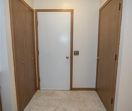 4th image of 612 Song Bird St