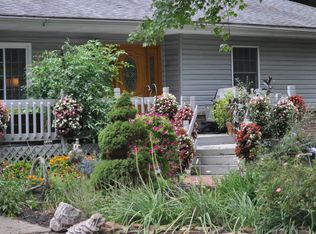 2827 Weckerly Rd, Monclova, OH 43542