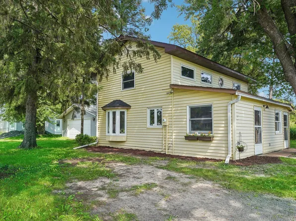 276 State Road 35, Osceola, WI 54020
