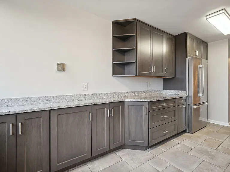 10401 Grosvenor Pl #1624 — Photo 8