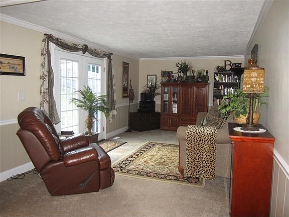 4th image of 3055 Dorf Dr