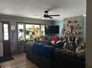 104 W Evergreen Dr, Saint Joseph, IL