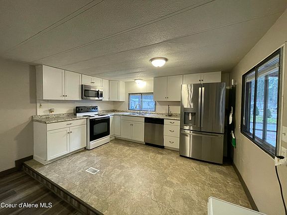 2nd image of 3061 E Collingwood Ave #56