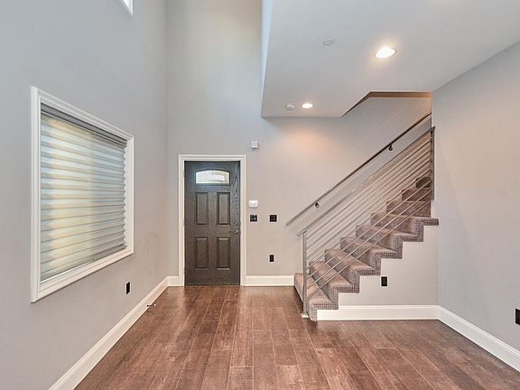 4th image of 728 N Atlantic Blvd Unit A