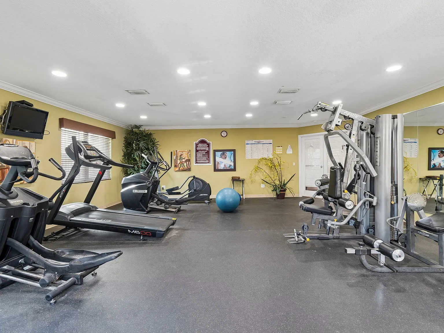 2 bed, 900 sqft, $1,550 — Photo 4