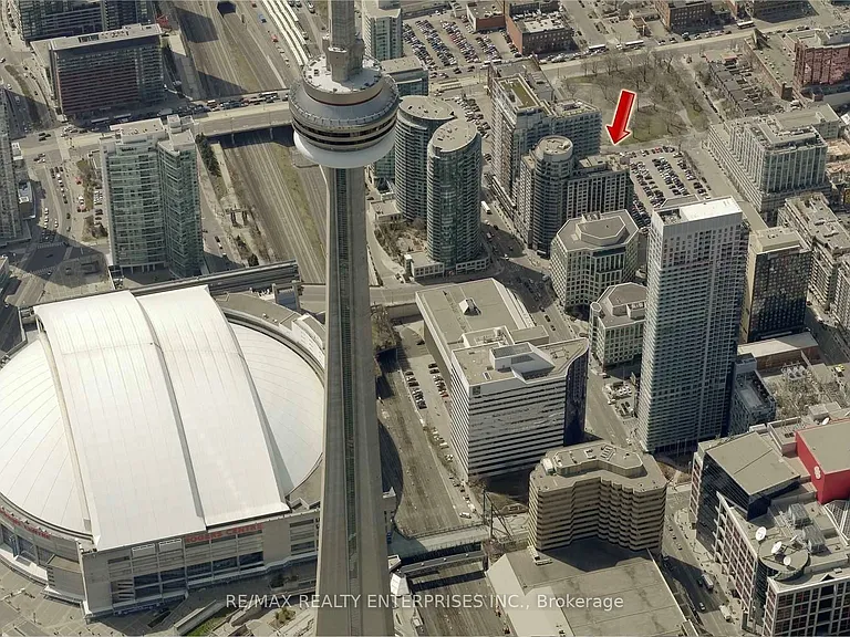 20 Blue Jays Way #517 — Photo 28