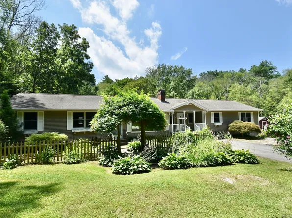 240 Ravenelle Road, Thompson, CT 06255