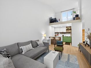 1429 E 4th Ave #314, Vancouver, BC V5N 1J6