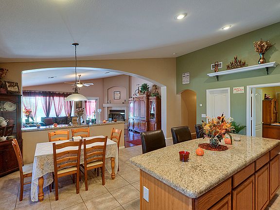 5th image of 10211 W Villa Chula