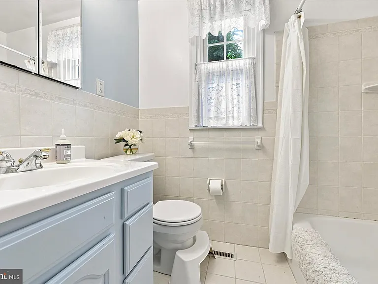 500 E Lancaster Ave #127A — Photo 12