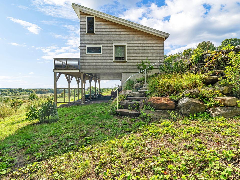 1st image of 114 W Meadow Road