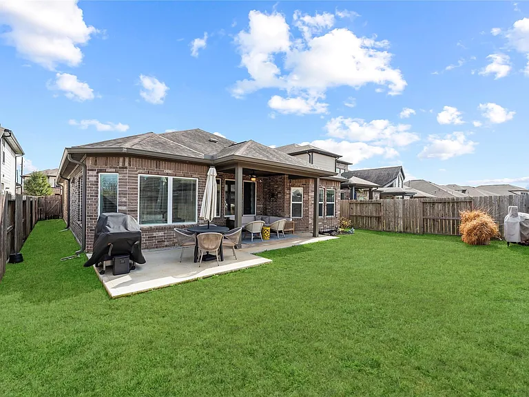 9019 Stanley Oak Dr — Photo 35