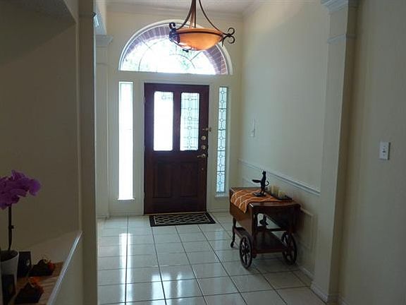 3rd image of 6729 Banyon Dr