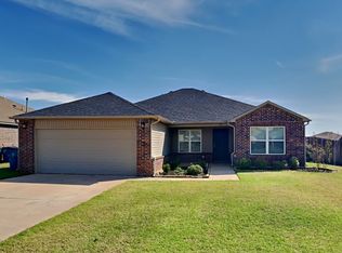 332 Blue Dr, Newcastle, OK 73065