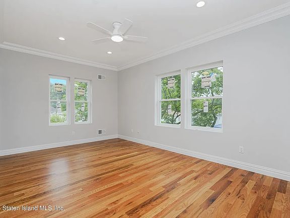 4th image of 524 Jewett Ave #8