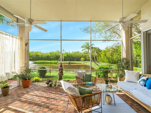 421 N Peppertree Dr, Indian River Shores, FL 32963