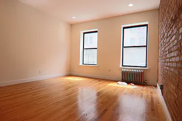 Rented by PMG Real Estate 