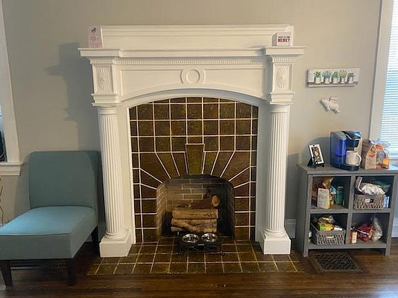 5th image of 2917 Erie Ave #1