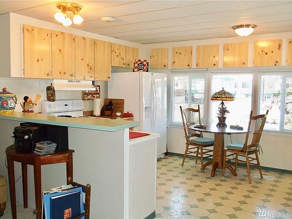 2nd image of 1111 Archwood Dr SW Unit 424