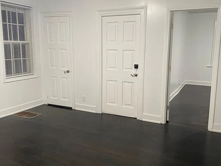 326 Cottage Grove Rd #1 — Photo 4