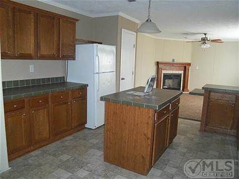 5th image of 3050 NW 23rd Blvd
