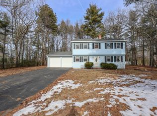 16 Blackberry Ln, Wells, ME 04090