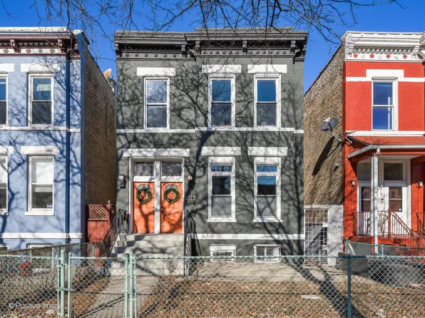 2422 W McLean Ave, Chicago, IL 60647