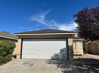 300 Calle Del Rey SW, Albuquerque, NM 87121