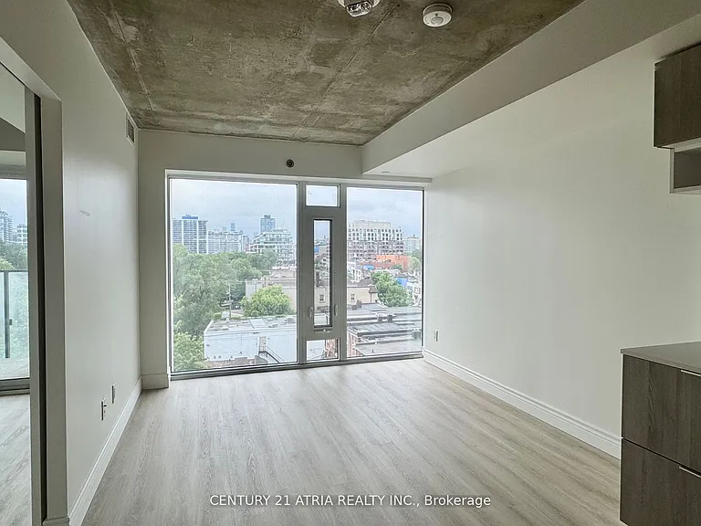 8 Hillsdale Ave E #731 — Photo 6