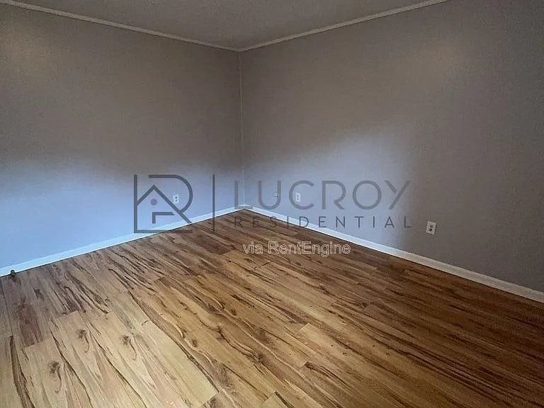 2829 Comfort St — Photo 7