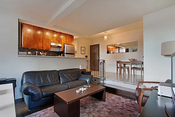 Sold by Corcoran | media 8