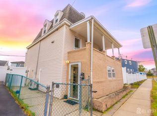439 Ashley St, Perth Amboy, NJ 08861