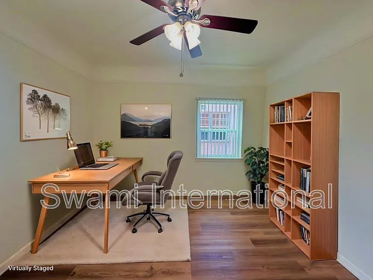 2066 Chestnut Ave — Photo 4