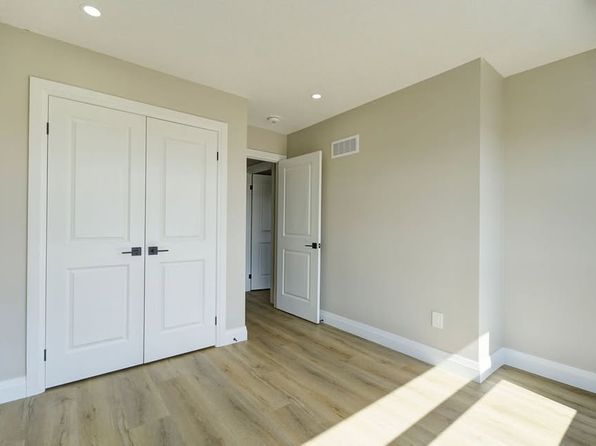 201 Ontario Rd, Welland, ON L3B 3L1