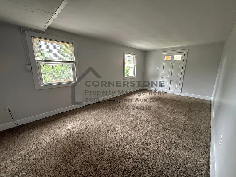 509 King George Ave SW #6 — Photo 4