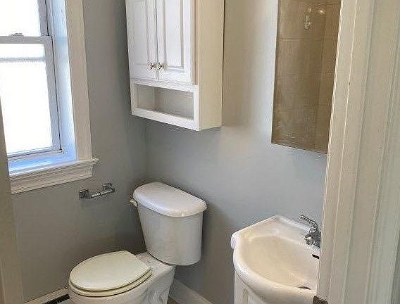 4th image of 2906 N Kolmar Ave #3