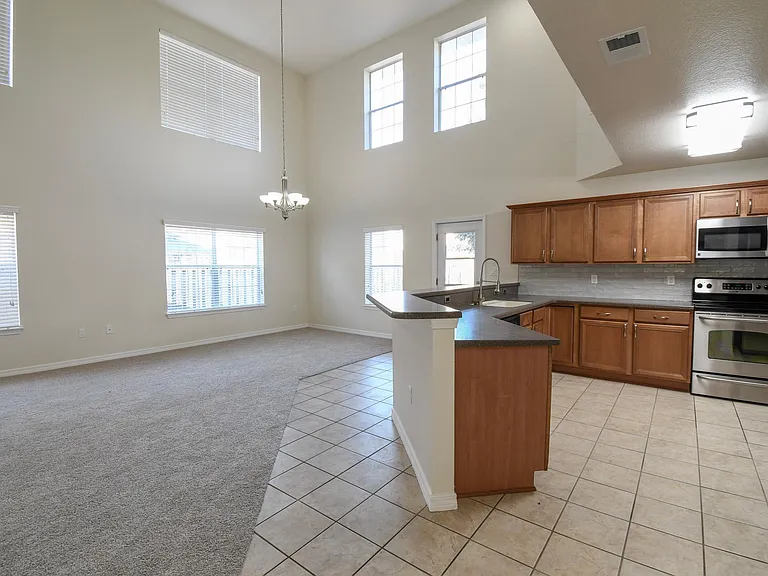 735 Loblolly Bay Dr — Photo 8