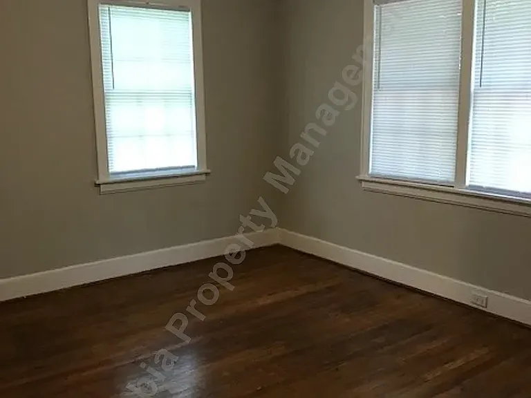 312 S Woodrow St — Photo 12