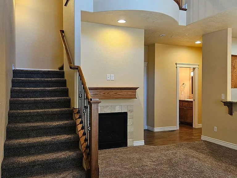 10823 W Franklin Rd — Photo 11