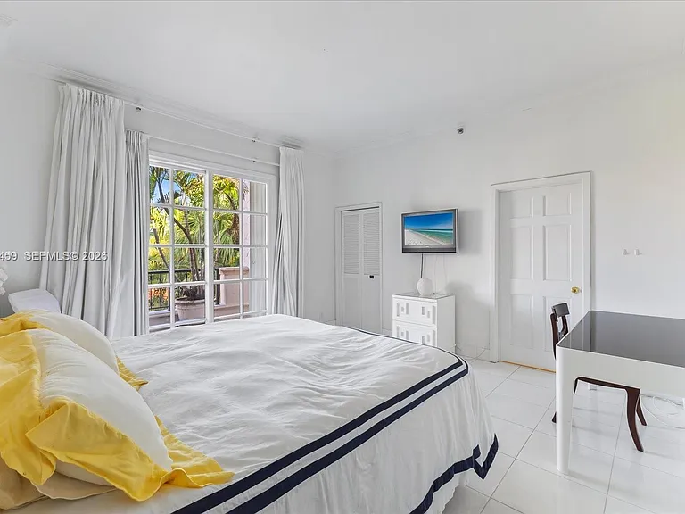 2134 Fisher Island Dr #2134 — Photo 32