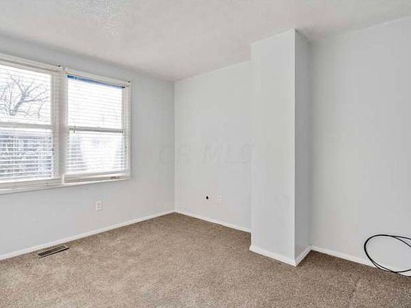 3rd image of 4382 Biscayne Ct