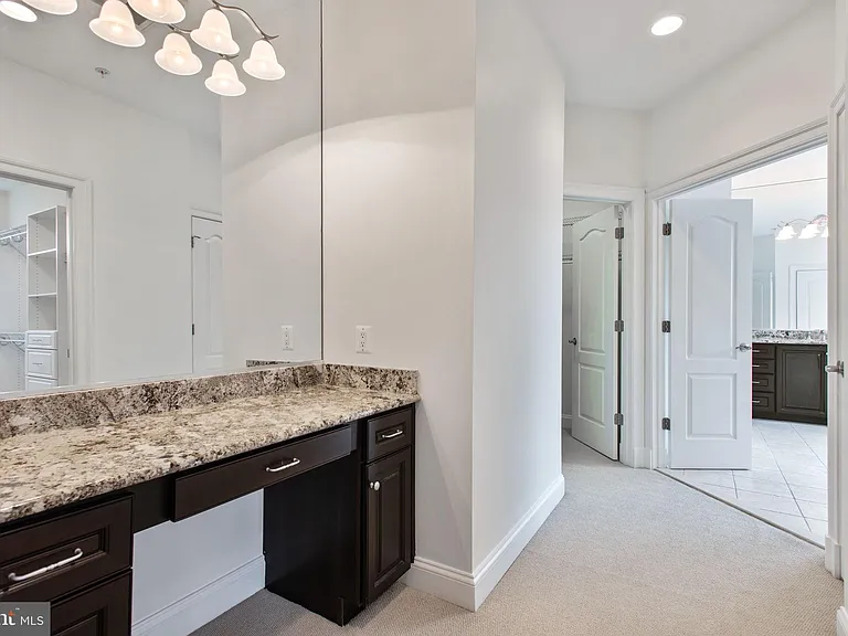 8319 Quarry Manor Ter — Photo 43
