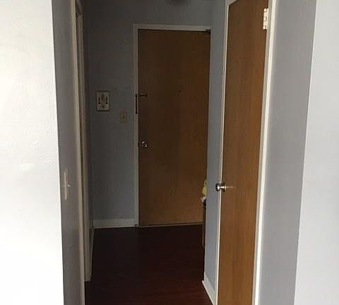5th image of 11850 Edgewater Dr APT 607