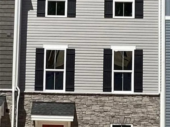 119 Pocosin Path #7D, Poquoson, VA 23662
