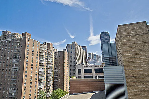 Rented by Trump International Realty | media 44