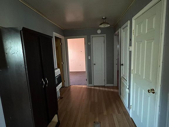 5th image of 318 Ped Rd