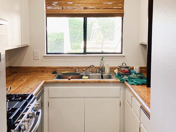 4th image of 825 Venwood Ave